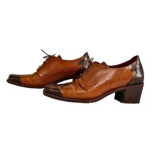VINTAGE MADE IN ITALY BROWN LEATHER EMBROIDERED LACE UP HEELED OXFORD SHOES - 6